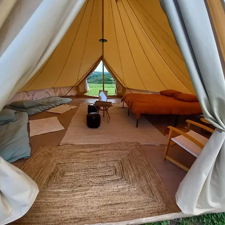 Tipi Du Petit Villers Le Brethon Exterior photo