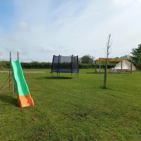 Tipi Du Petit Villers Le Brethon Exterior photo